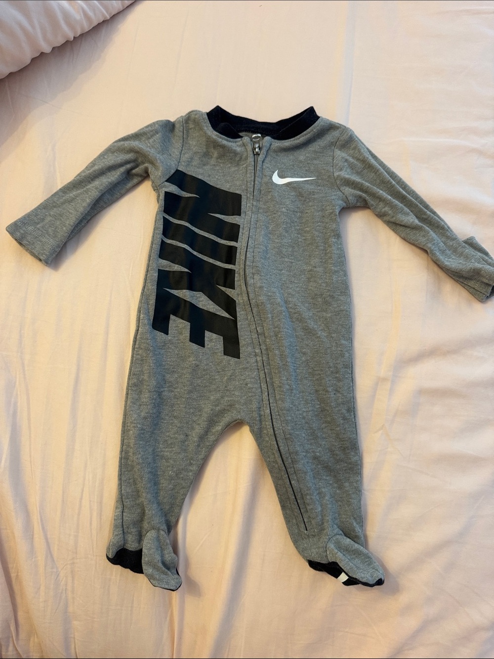 Nike Grey Footed One-Piece Zip Romper with Black Logo NEWBORN. worn once